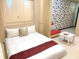 85 Love Hotel