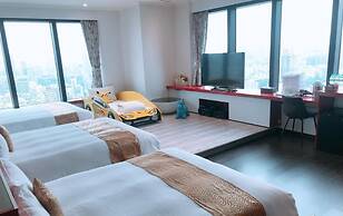 85 Love Hotel