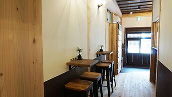 Poly Hostel 2 Namba