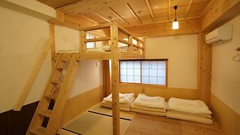 Poly Hostel 2 Namba