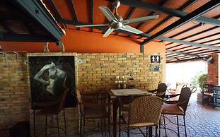 Bougainvillea Terrace House