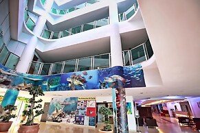 The Regency Waterfront Hotel