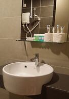 Pinnacle Suites