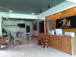 Phi Phi Inn