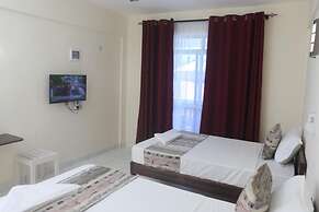 Merry Villa Hotel & Apartments