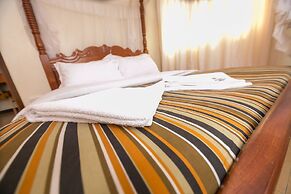 Upperhill Blueberry Hotel