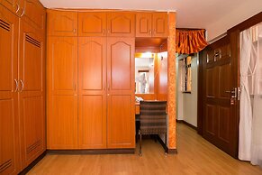Upperhill Blueberry Hotel