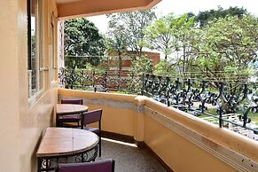 Maru B Courts Hotel