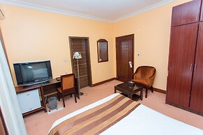 The Country Inn Hotel