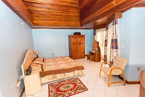 Eden Escape Villa