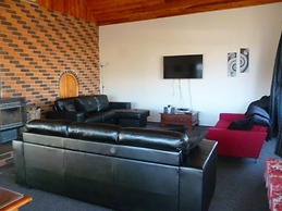 Mackenzie Lodge