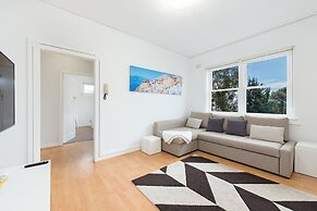 Central Bondi Apartment New H321