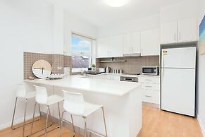 Central Bondi Apartment New H321