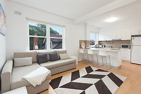 Central Bondi Apartment New H321