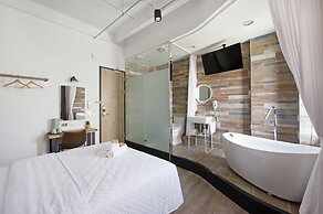 OX Suites
