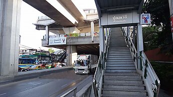 Baan Mek Mok