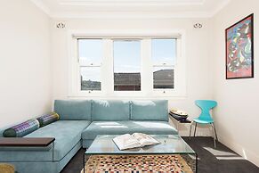 Comfy Coogee Living H328