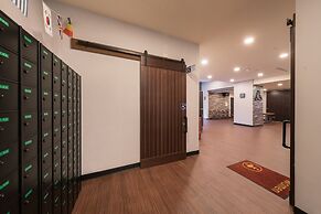 Skyone Hotel