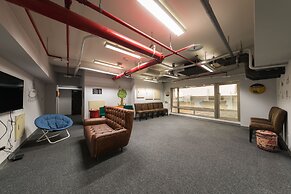 Skyone Hotel