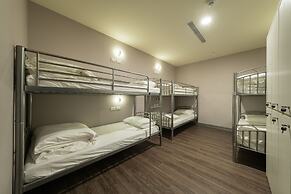 Skyone Hotel