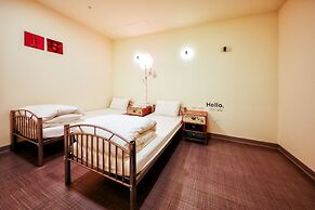 Skyone Hotel