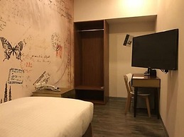 Skyone Hotel