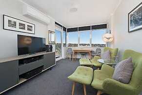 Stunning Ocean View Apartment H324