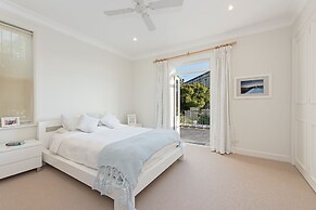 Vaucluse Manor H327