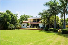 Asiatic Pride Resort