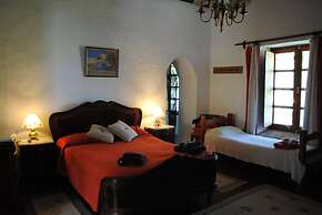 Estancia Aguila Blanca