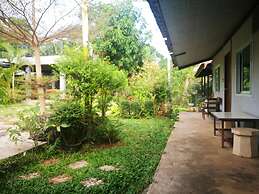 Kru Guesthouse