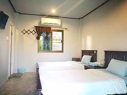 Kru Guesthouse