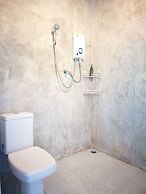 Kru Guesthouse