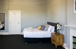 Abermain Hotel