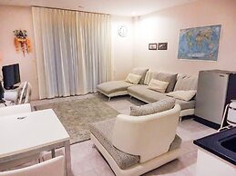 Kata Yoga Apartment