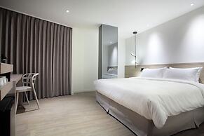 Keebe Hotel