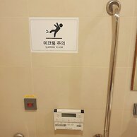 Skypark Central Seoul Pangyo