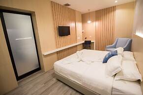 iO Hotel