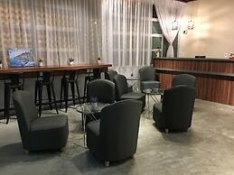 iO Hotel