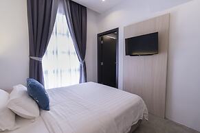iO Hotel