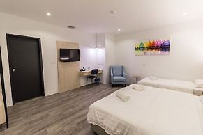 iO Hotel