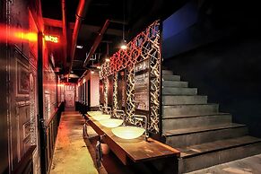 Shade House - Phuket Downtown