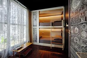 Shade House - Phuket Downtown