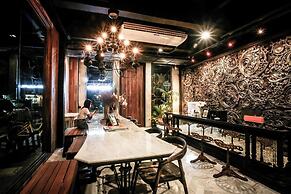 Shade House - Phuket Downtown