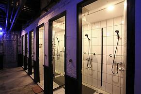 Shade House - Phuket Downtown