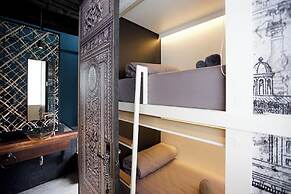 Shade House - Phuket Downtown