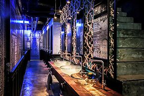 Shade House - Phuket Downtown
