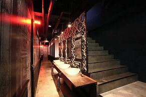 Shade House - Phuket Downtown