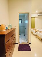 Frank's Hostel