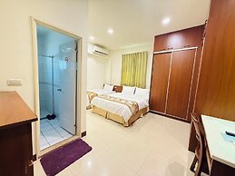 Frank's Hostel